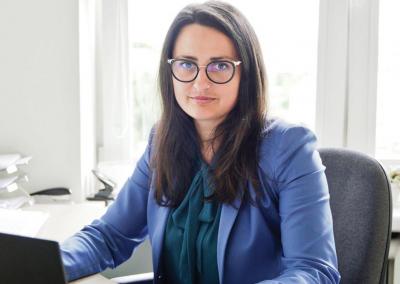 Jurgita Gudeliauskaitė, dėl šalnų padarytų nuostolių skyrius gauna prašymus kasdien. Dzūkų žinios nuotr.