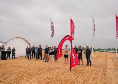 Labūnavos žemės ūkio bendrovės galingiausias Case IH kombainas AF10, kada nors pristatytas Europos rinkai, pirmą kartą buvo demonstruojamas klientams Lietuvoje.